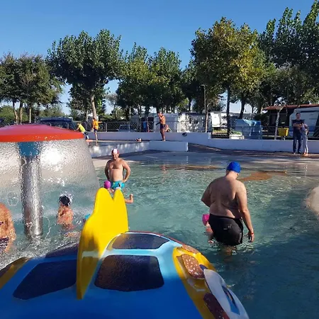 Oasi Mobilehome Maui Fuer 5 Personen